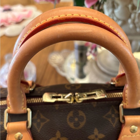 Louis Vuitton MIF Monogram Speedy 30 Bandoulière Handbag and Base Shaper - Picture 4 of 16